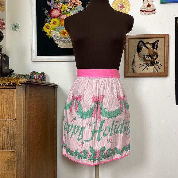 Vintage Pastel Christmas Apron, 1960s Neon Pink & Mint Green Half Apron - Picture 6 of 6